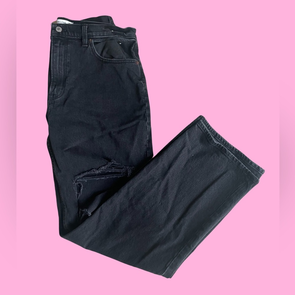Abercrombie Ultra High Rise 90’s Straight Jean 32 Tall